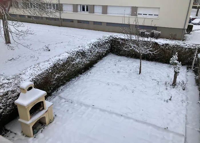 Grande Maison Avec Jardin
