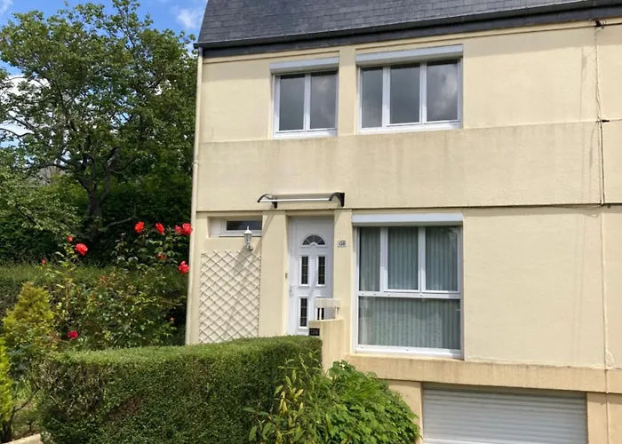 Grande Maison Avec Jardin